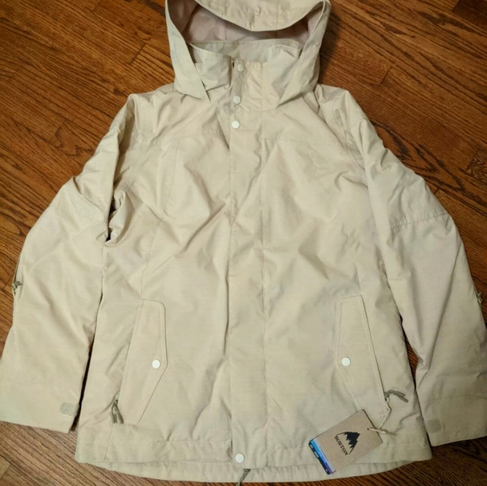 NWT BURTON Jet Set Women's Jacket!!